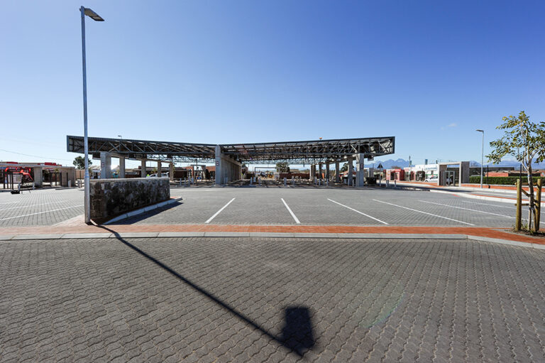 SVA Projects Wallacedene Taxi Rank_Photos_10 roof